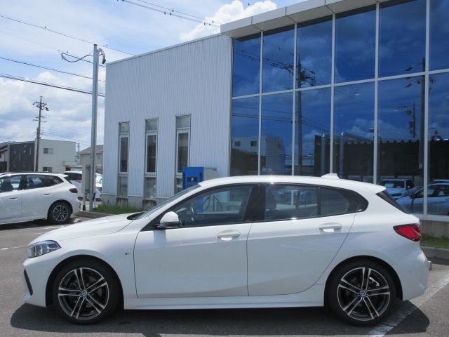 BMW BMW 1series 2022