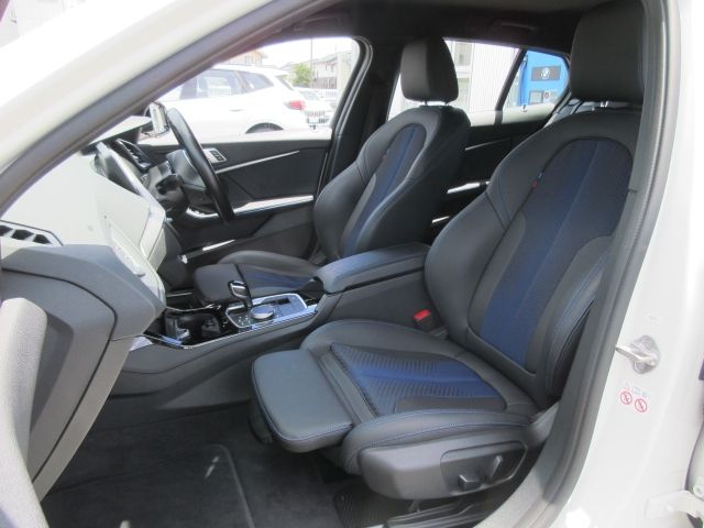 BMW BMW 1series 2022