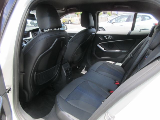 BMW BMW 1series 2022