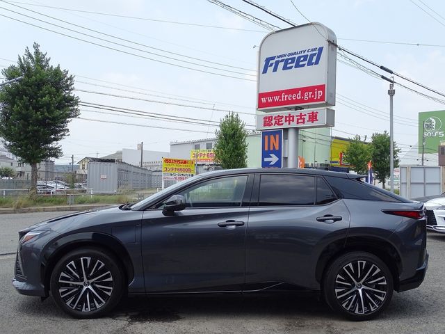 TOYOTA LEXUS RZ450e 2023