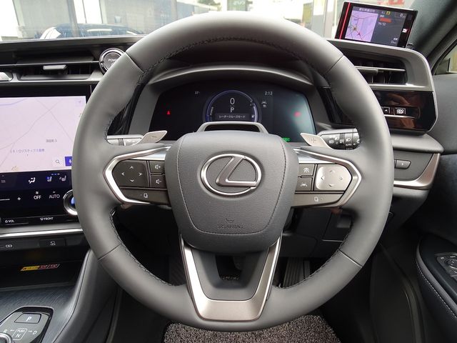 TOYOTA LEXUS RZ450e 2023