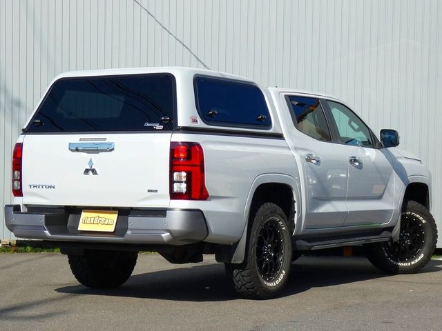 MITSUBISHI TRITON 2024