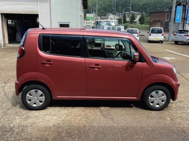 NISSAN MOCO 4WD 2011