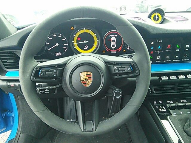 PORSCHE PORSCHE 911 2024