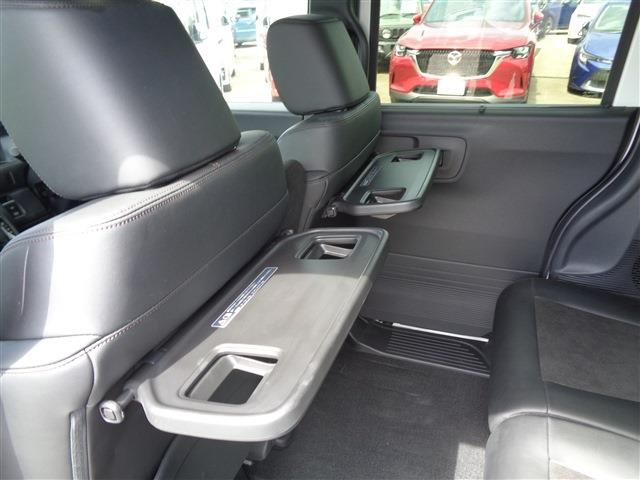 HONDA N BOX CUSTOM 2023