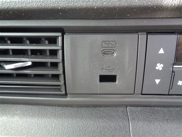 HONDA N BOX CUSTOM 2023