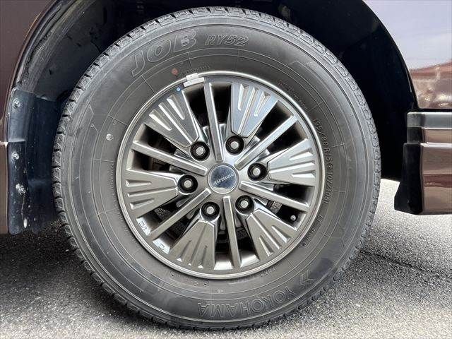 NISSAN NV350 CARAVAN 2021