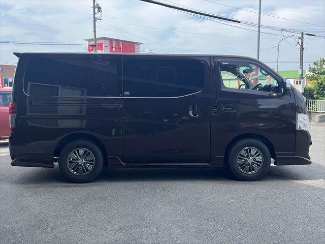 NISSAN NV350 CARAVAN 2021