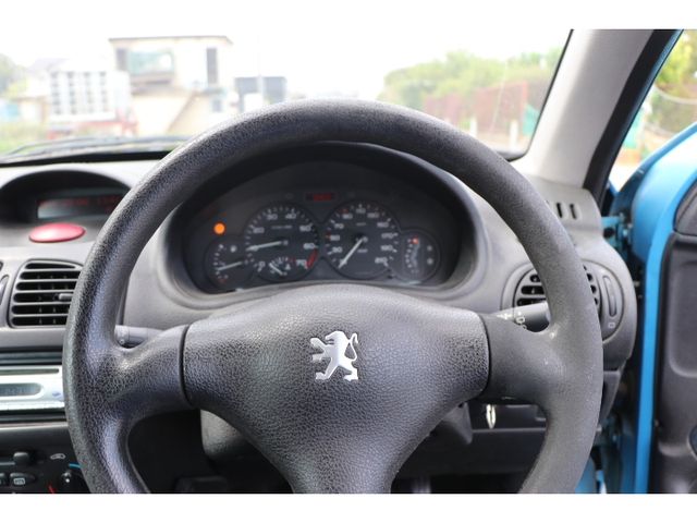 PEUGEOT PEUGEOT 206 2000
