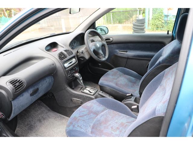 PEUGEOT PEUGEOT 206 2000