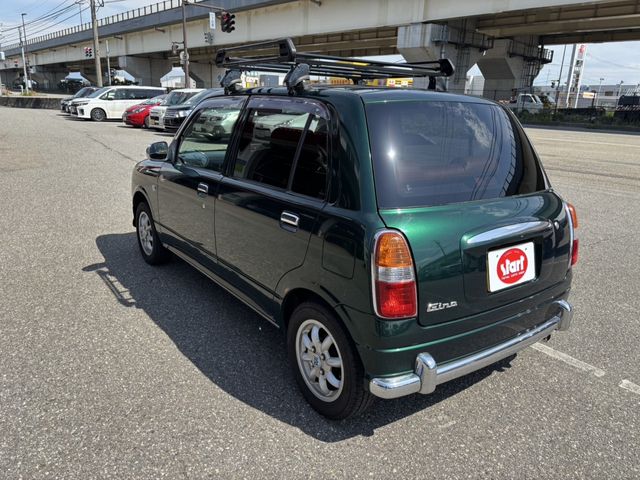 DAIHATSU MIRA GINO 2002