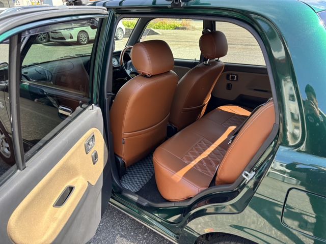 DAIHATSU MIRA GINO 2002