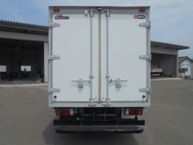ISUZU ELF 2009