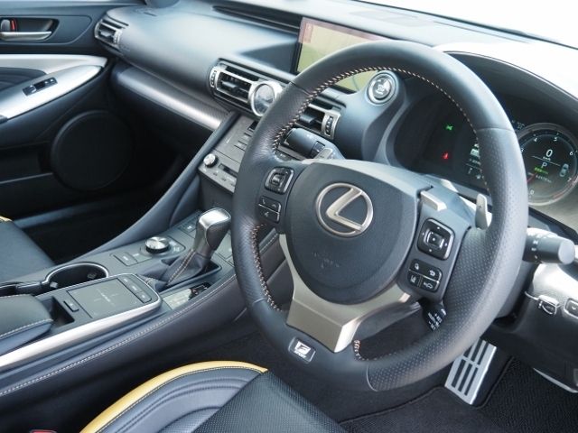 TOYOTA LEXUS RC350 2019