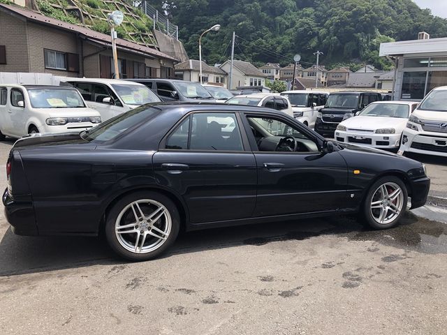 NISSAN SKYLINE 1999
