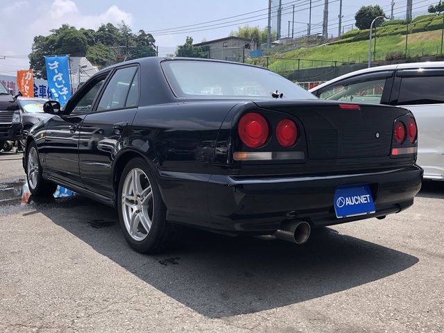 NISSAN SKYLINE 1999