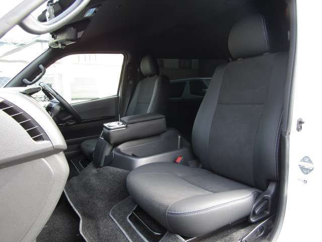 TOYOTA HIACE van 2WD 2023