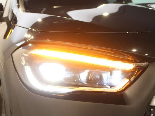 MERCEDES BENZ MERCEDES BENZ GLA class 2021