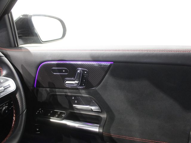 MERCEDES BENZ MERCEDES BENZ GLA class 2021