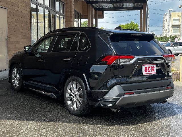 TOYOTA RAV4 4WD 2021