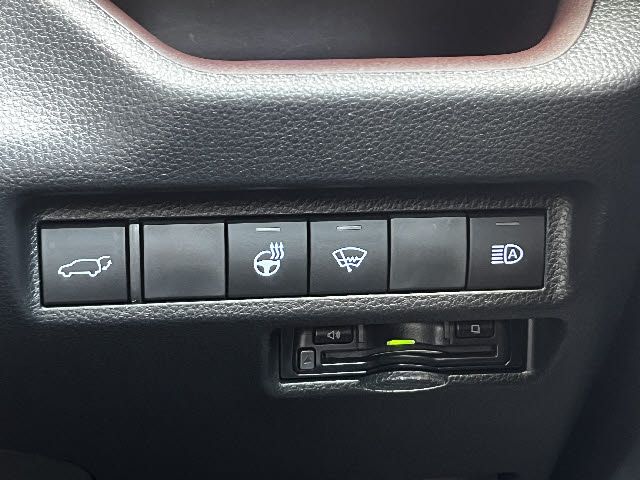 TOYOTA RAV4 4WD 2021