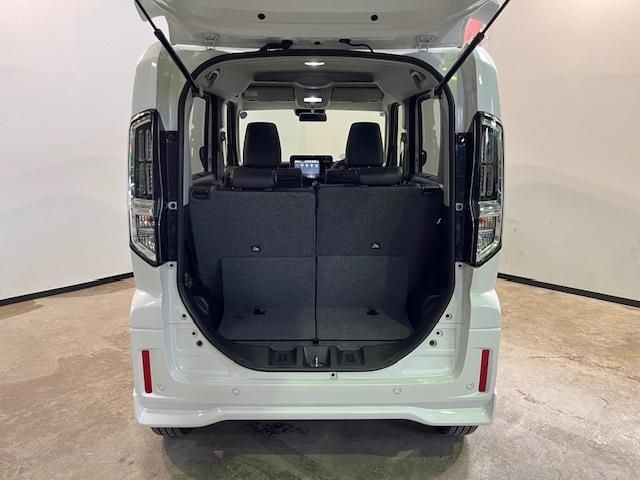 SUZUKI Spacia custom 4WD 2024