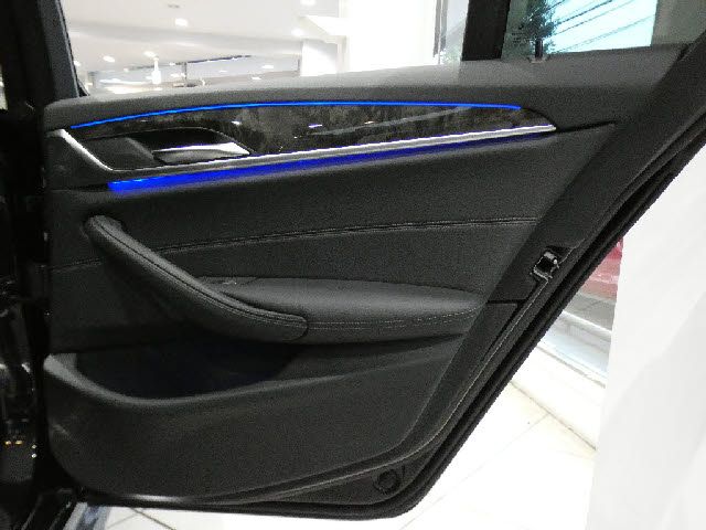 BMW BMW 5series TOURING 2022