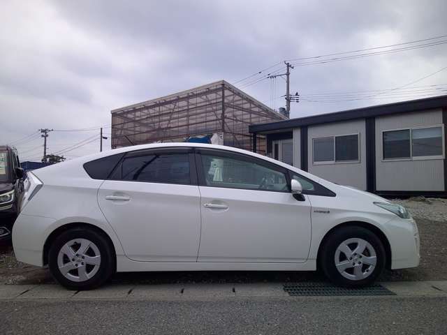 TOYOTA PRIUS 2010