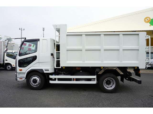 MITSUBISHI FUSOU FIGHTER 2024