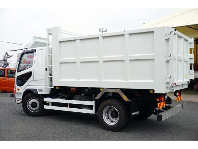 MITSUBISHI FUSOU FIGHTER 2024