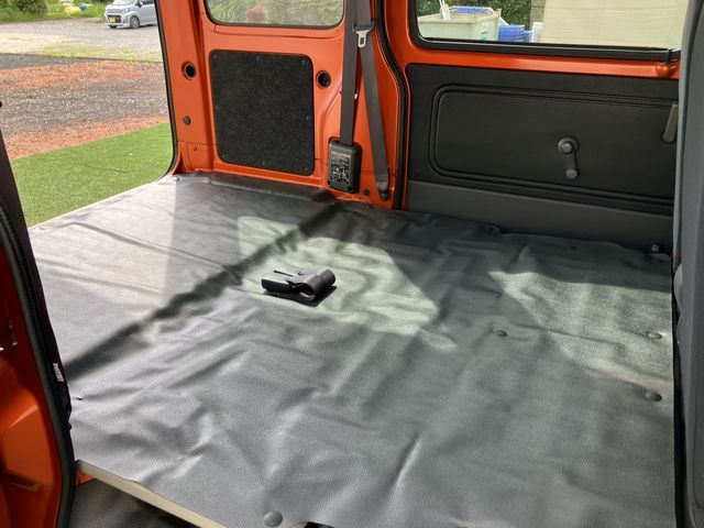 DAIHATSU HIJET CARGO 2015