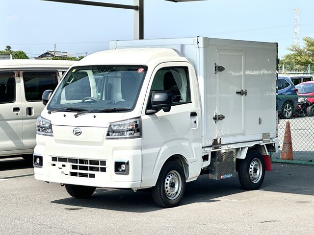 DAIHATSU HIJET truck 2023