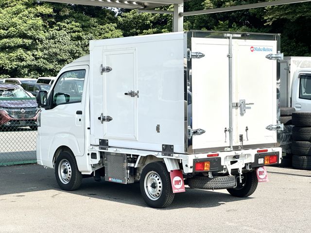 DAIHATSU HIJET truck 2023
