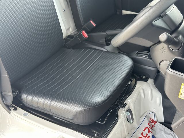 DAIHATSU HIJET truck 2023