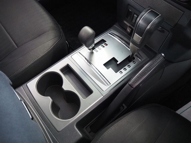 MITSUBISHI PAJERO wagon 2011