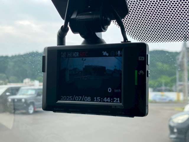 TOYOTA VOXY HYBRID 2020