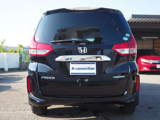 HONDA FREED HYBRID 4WD 2016