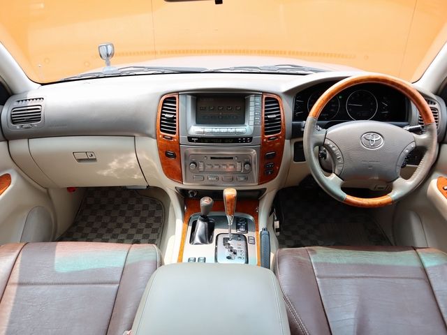 TOYOTA LANDCRUISER wagon 2004