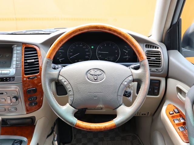 TOYOTA LANDCRUISER wagon 2004