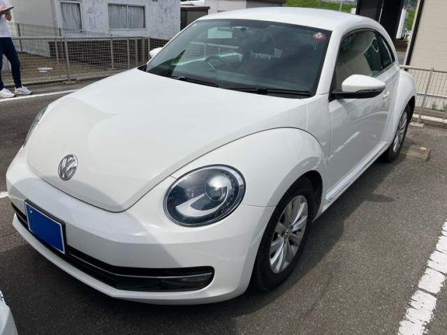 VOLKSWAGEN VOLKSWAGEN The BEETLE 2012