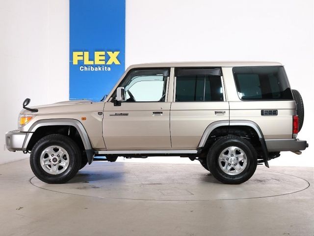 TOYOTA LANDCRUISER van 2015