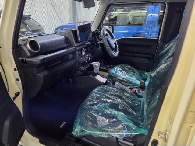 SUZUKI JIMNY NOMADE 2025