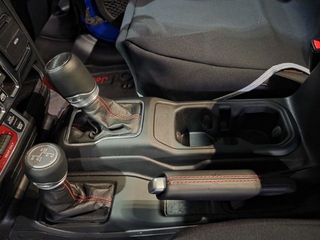 JEEP JEEP GLADIATOR 2023