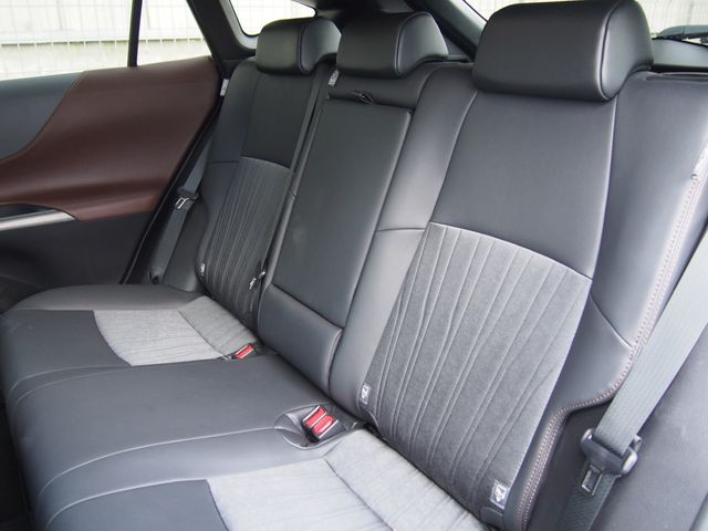 TOYOTA HARRIER 2WD 2021