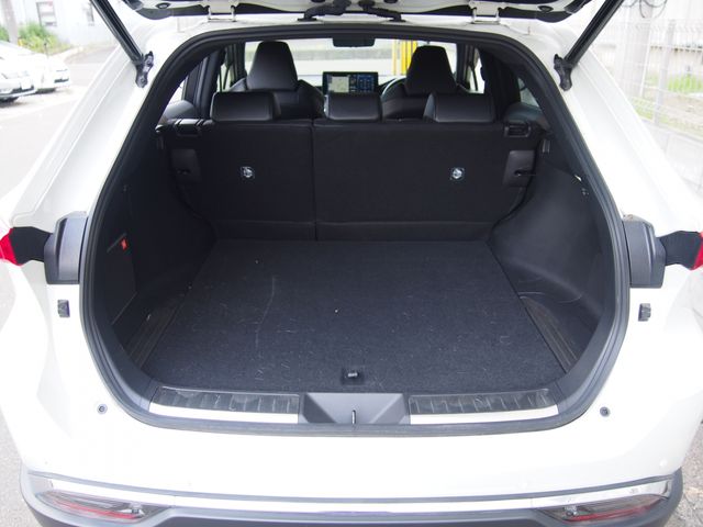 TOYOTA HARRIER 2WD 2021