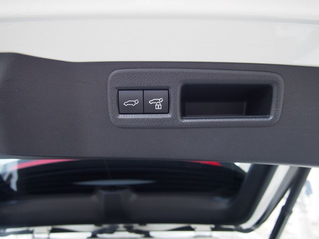 TOYOTA HARRIER 2WD 2021