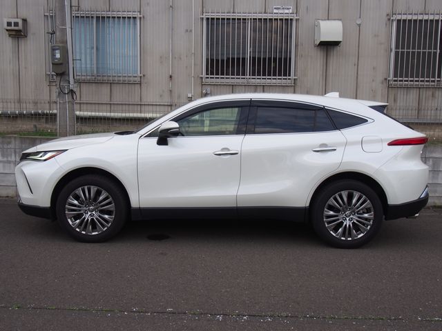 TOYOTA HARRIER 2WD 2021
