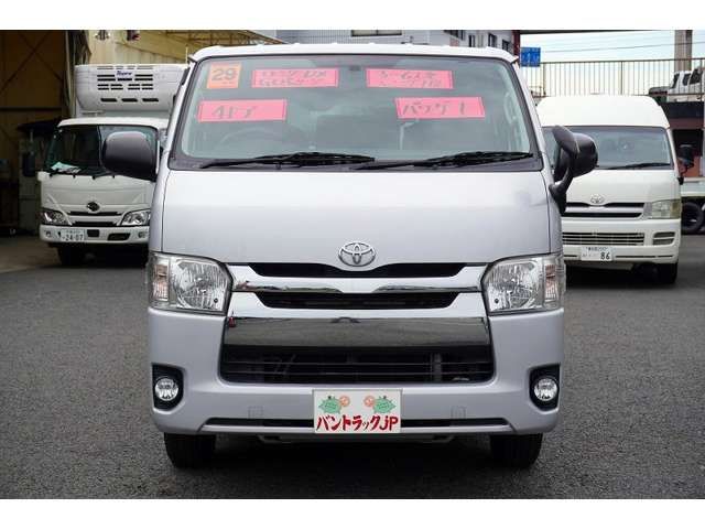 TOYOTA HIACE van 2WD 2017