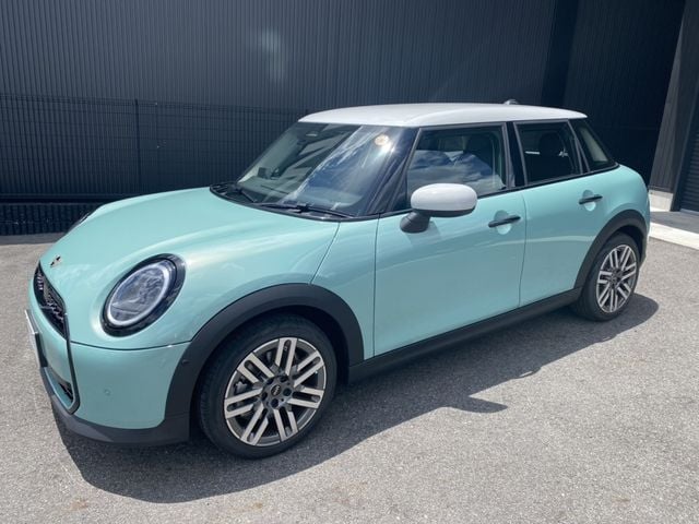 BMW MINI COOPER 5DOOR 2025