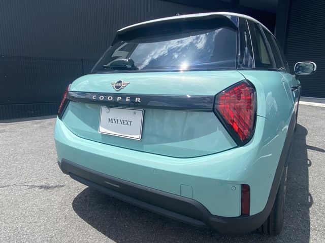 BMW MINI COOPER 5DOOR 2025